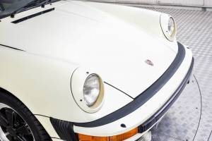Image 34/50 of Porsche 911 SC 3.0 (1982)