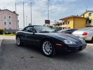 Imagen 6/21 de Jaguar XKR (2001)