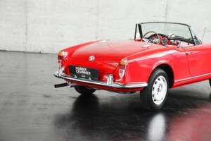 Image 22/50 of Alfa Romeo Giulietta Spider (1962)
