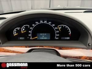 Bild 12/15 von Mercedes-Benz S 500 (2003)