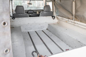 Bild 80/98 von Land Rover Defender 110 Td5 (1999)