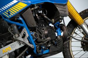 Image 10/50 of Aprilia DUMMY (1987)