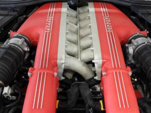 Image 8/15 de Ferrari F12berlinetta (2013)