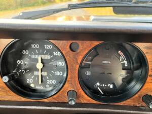 Image 25/35 of Peugeot 504 Convertible (1980)