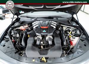 Bild 13/15 von Alfa Romeo Giulia Quadrifoglio (2017)