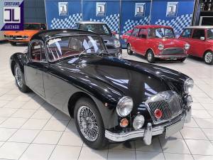 Image 8/40 of MG MGA 1600 (1961)
