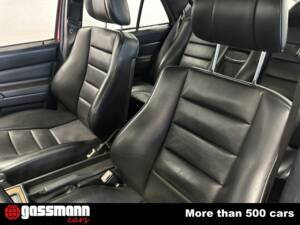 Immagine 12/15 di Mercedes-Benz 190 E 2.5-16 (1991)