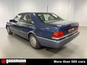Image 8/15 of Mercedes-Benz 300 SE (1991)