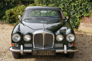 Bild 3/50 von Daimler Sovereign 420 (1968)