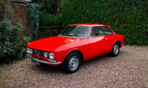 Image 1/20 of Alfa Romeo Giulia 1600 GT Junior (1976)
