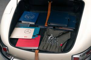 Bild 73/90 von Mercedes-Benz 300 SL Roadster (1963)