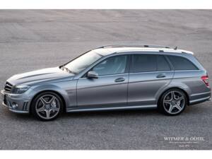 Bild 1/40 von Mercedes-Benz C 63 AMG T (2009)
