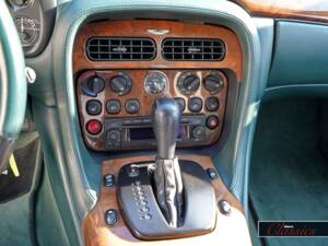 Bild 9/16 von Aston Martin DB 7 Vantage Volante (1999)