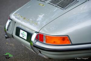 Image 44/57 of Porsche 911 2.0 (1968)