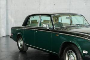 Imagen 30/50 de Rolls-Royce Silver Shadow II (1977)