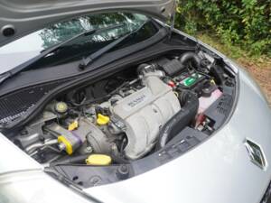 Bild 17/18 von Renault Clio Gordini R.S. (2010)