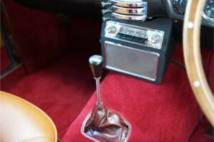 Bild 12/50 von Aston Martin DB 6 Vantage (1966)