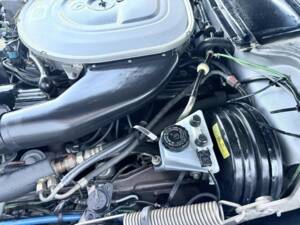 Image 43/50 of Mercedes-Benz 560 SL (1987)