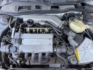 Image 6/20 de Alfa Romeo 164 2.0 (1991)
