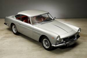 Image 4/28 of Ferrari 250 GT&#x2F;E (1961)