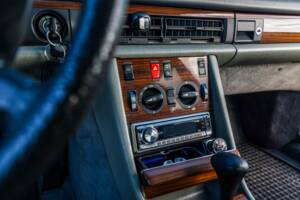 Image 91/175 of Mercedes-Benz 420 SE (1986)