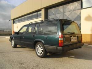 Image 6/8 of Volvo 940 2.0i (1994)