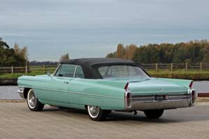 Image 5/29 of Cadillac 62 Convertible (1963)