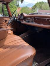 Image 8/15 of Mercedes-Benz 300 SE (1965)