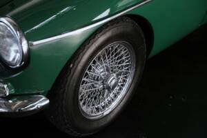Image 39/41 of MG MGC (1969)