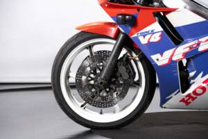 Immagine 17/45 di Honda VFR 400 R (1992)