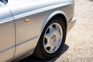Image 30/50 of Bentley Continental R (1997)