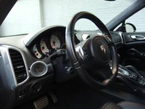Imagen 48/97 de Porsche Cayenne Turbo (2011)