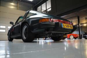 Image 34/50 de Porsche 911 SC 3.0 (1980)