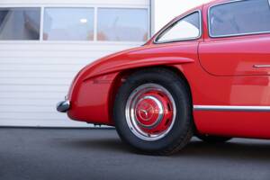 Image 17/49 of Mercedes-Benz 300 SL "Gullwing" (1955)