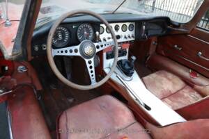 Image 5/10 of Jaguar E-Type 3.8 Flat Floor (1961)