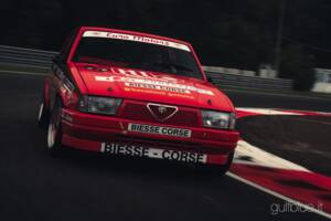 Afbeelding 1/52 van Alfa Romeo 75  2.5 V6 (1986)