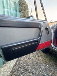 Immagine 25/64 di Alfa Romeo Spider Veloce (1986)
