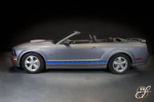 Bild 2/27 von Ford Mustang GT (2005)