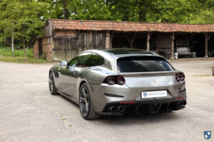 Image 4/61 de Ferrari GTC4Lusso (2017)