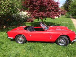 Image 23/68 of Triumph Spitfire Mk II (1965)