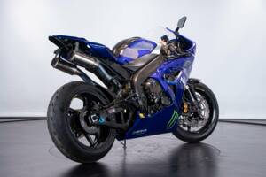 Bild 4/50 von Yamaha DUMMY (2004)