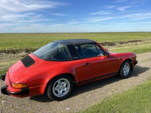 Image 7/8 de Porsche 911 2.7 S (1974)