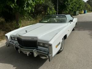 Image 1/8 of Cadillac Fleetwood Eldorado Convertible (1976)