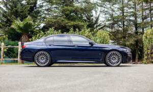 Afbeelding 2/46 van BMW 740d xDrive (2022)