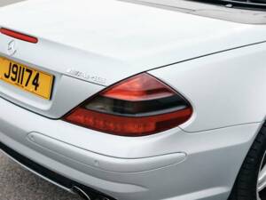 Afbeelding 28/50 van Mercedes-Benz SL 55 AMG (2006)