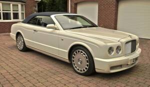 Image 14/50 of Bentley Azure (2009)
