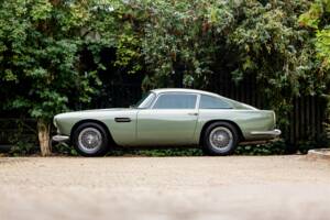 Image 20/50 de Aston Martin DB 4 (1960)