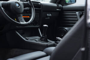 Image 49/57 of BMW M3 (1988)