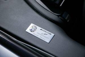Image 34/40 de Mercedes-Benz SL 55 AMG (2007)
