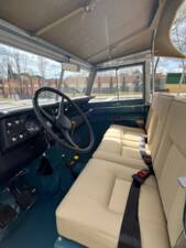 Bild 34/51 von Land Rover 88 (1976)